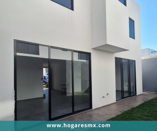 Casa en Lomas de Angelópolis III | 4 Habitaciones + Doble Roof Garden.